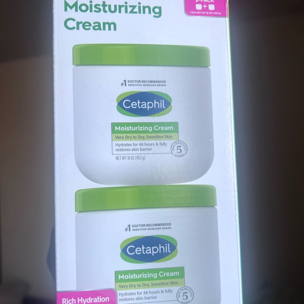 Moisturizing Cream - Green and White